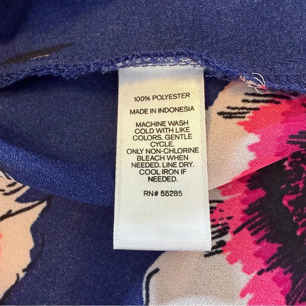 Express Floral Button-Down Bundle Shirt in Navy and Dusty Rose Work Office Chic - Picture 11 of 15